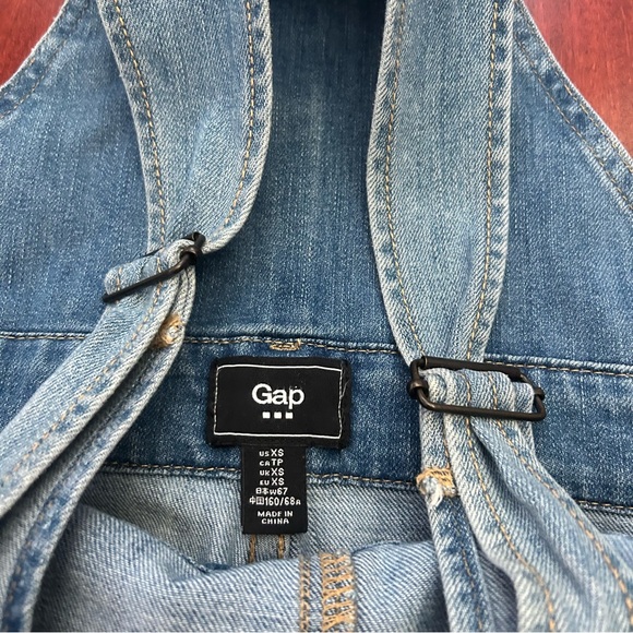 gap overalls - Picture 3 of 5